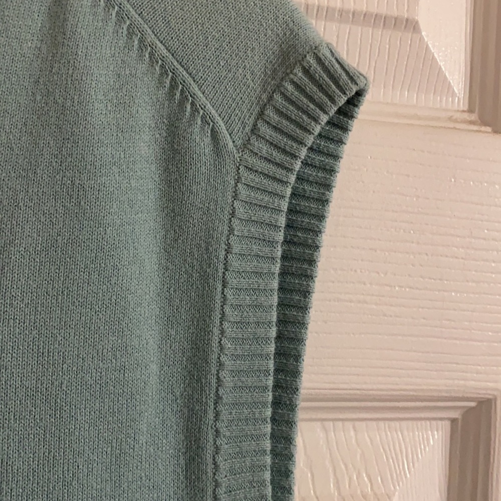 Geoffrey Beene knit sweater vest - Picture 6 of 6